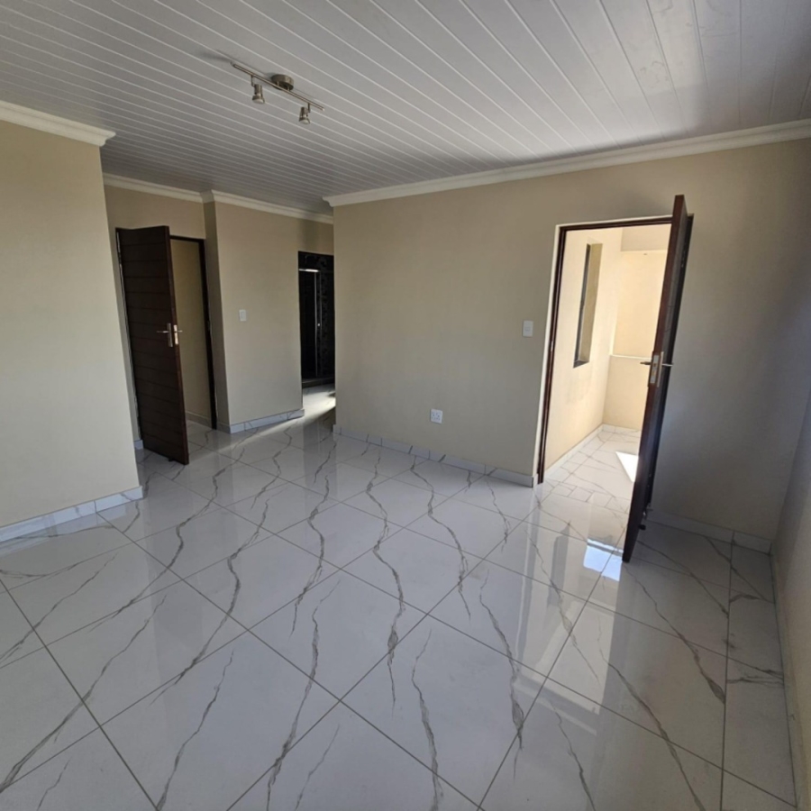 To Let 3 Bedroom Property for Rent in Cashan North West